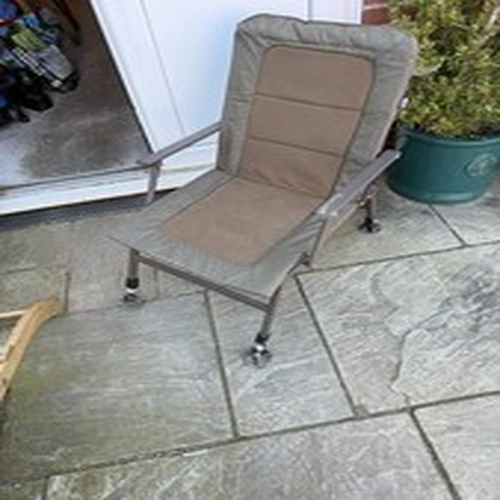 NGT XPR FISHING CHAIR WITH EXTENDABLE FEET CARP FISHING COARSE FISHING SEAT