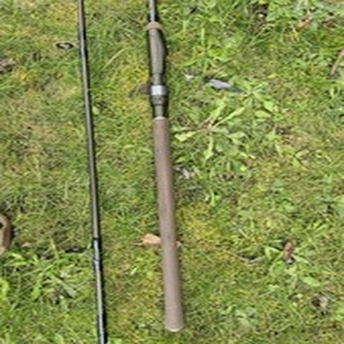 Fox Aquos 9ft 2.5 T/C Carp Rod Excellent Condition