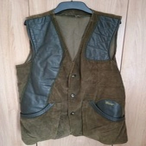 Beaver Shooting Vest/Jacket Green Leather Trim Good Condition