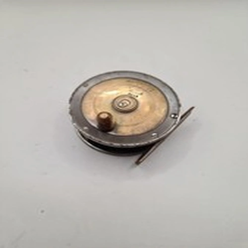 Nice VINTAGE THE FLY FISHERS WINCH FISHING REEL