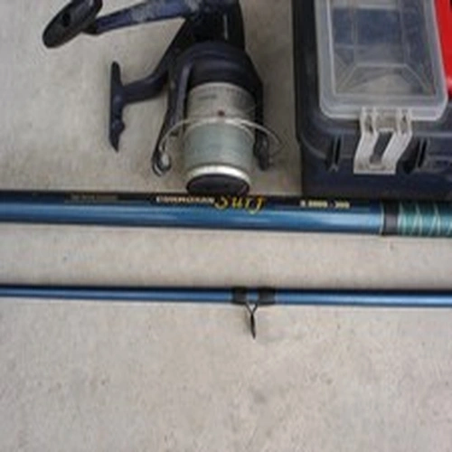 CORMORAN SURF 2 PIECE FISHING ROD AND ACCESSORIES