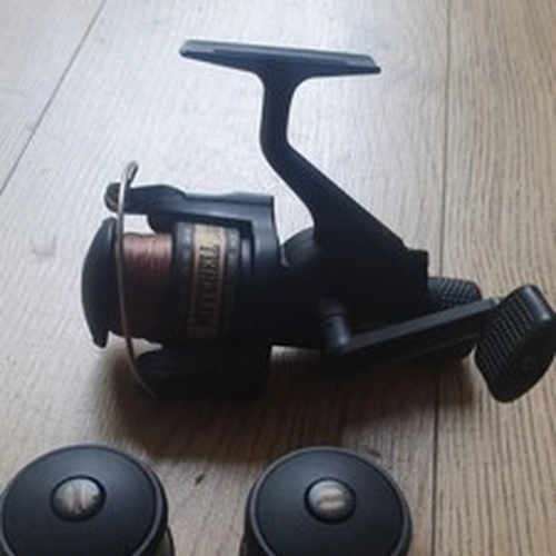 Mitchell 300 Spinning Reel 3.2:1 1BB Front Drag Anti-Reverse Black + Spool