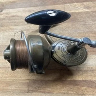 Vintage Luxor Pezon & Michel Fishing Reel Collectable Made In France Working