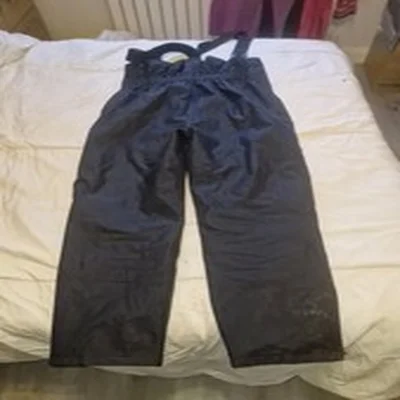 Shakespeare Salopettes Size Large Fishing Trousers Sea Carp Pike Fishing