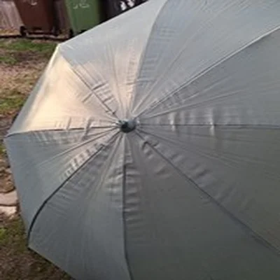 Fishing Brolly Umbrella  45 Inch Green Light Weight Easy To Carry Unbranded