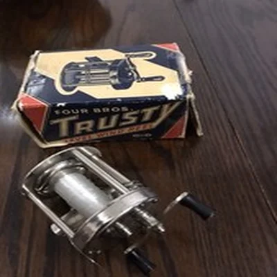 Vintage Fishing Reels Collectible