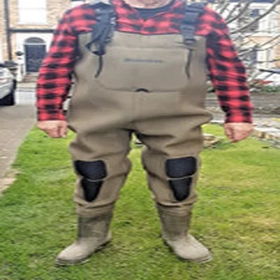 SNOWBEE CHEST WADERS SIZE 9