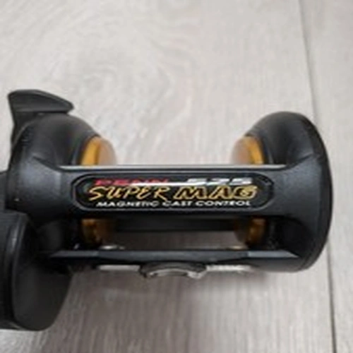 Penn USA 525 Super Mag Distance Casting Multiplier Sea Fishing Reel SuperMag