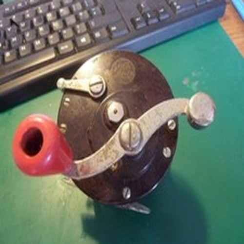 VINTAGE PENN BAKELITE FISHING REEL NO 79 USA 