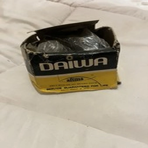 Daiwa 7270a Vintage Fishing Reel Boxed Made in Japan Anti-Corrosion Light Reel