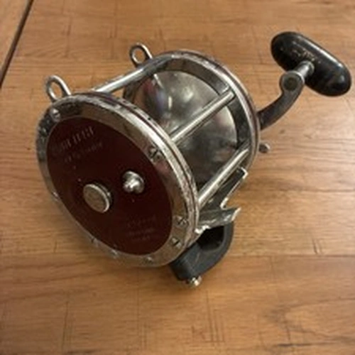 Penn Senator 114-H high speed 6/0 sea multiplier