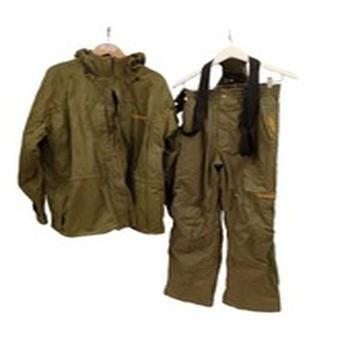 Trakker Waterproof Fishing Suit Jacket & Trousers 2XL Gently used Complete Set 