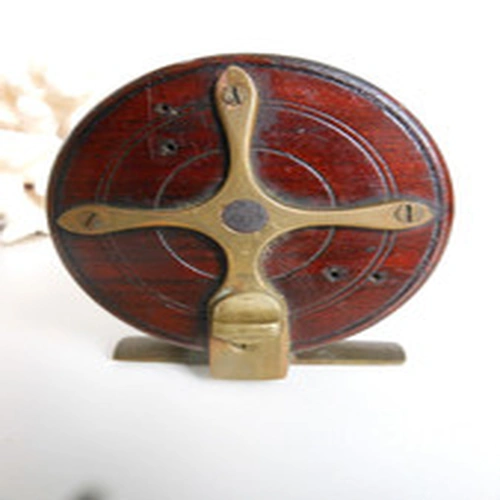 3" ANTIQUE WOODEN BRASS MOUNTED CENTRE PIN REEL