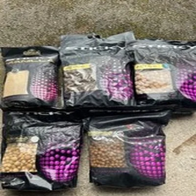 Sticky Baits Manilla Boilies 15kg + 2.5kg Active Mix Carp Fishing Bait