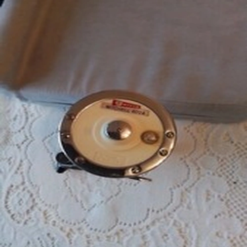 USED FISHING REEL GARCIA MITCHELL 602A
