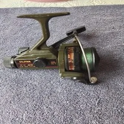 USED FISHING REEL SILSTAR FX 40 GREEN