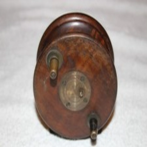 27. Unnamed 4" Wood and Brass Nottingham Starback Centrepin Reel