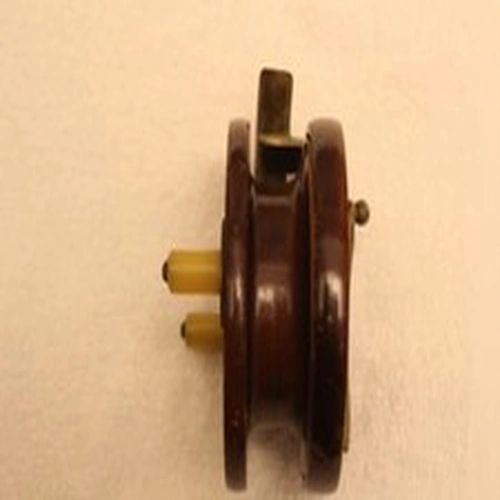 68. 4" Unnamed Wood and Brass Nottingham Starback Centrepin Reel