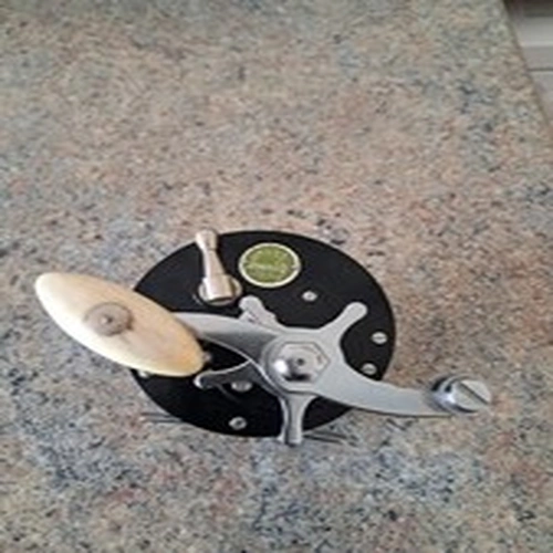 USED FISHING REEL  112 OCENLITY