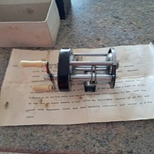 USED FISHING REEL