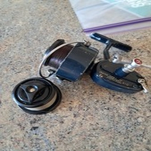 USED FISHING REEL MITCHELL 410