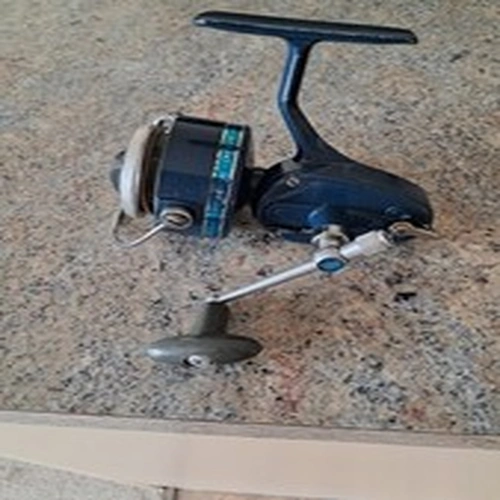 USED FISHING REEL MITCHELL 410A
