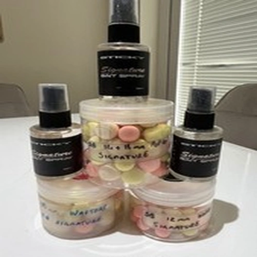 Sticky Baits Signature Pop Ups, Wafters & Bait Spray Carp Fishing Bait