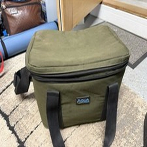 Aqua Black Series Deluxe Cool Bag