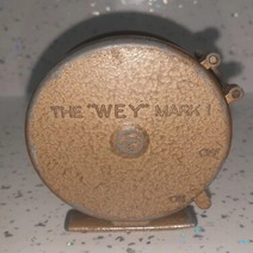 Vintage Fishing Reel The Wey mark 1 approx 2 1/2 inches