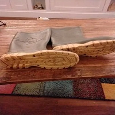 Dunlop Green Wellington Boots Size 11 Fishing Waterproof Wellies