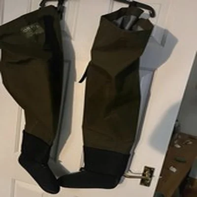 Orvis Stocking Foot Thigh Waders. Size M. Excellent Condition Never Worn