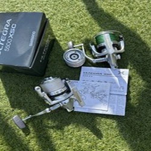  2 Shimano Ultegra 5500 XSC big pit, feeder Reels,with one Spare Spool 