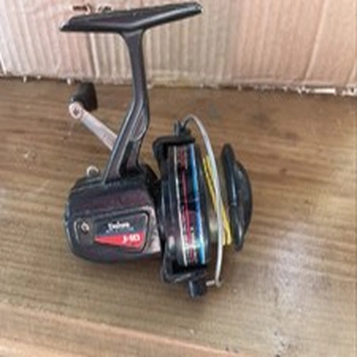 Vintage Daiwa J-10 fishing reel for spares/repair