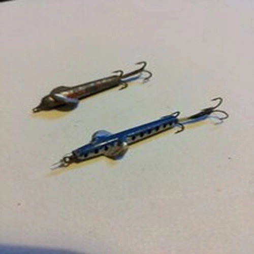 2 vintage double hooked fishing spinning lures