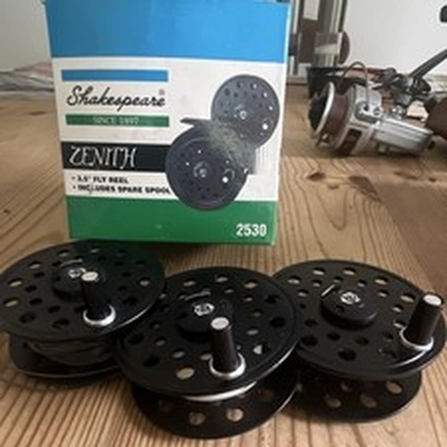 Shakespeare Zenith 3.5 Black Fly Reel Unisex Adults with Spare Spool