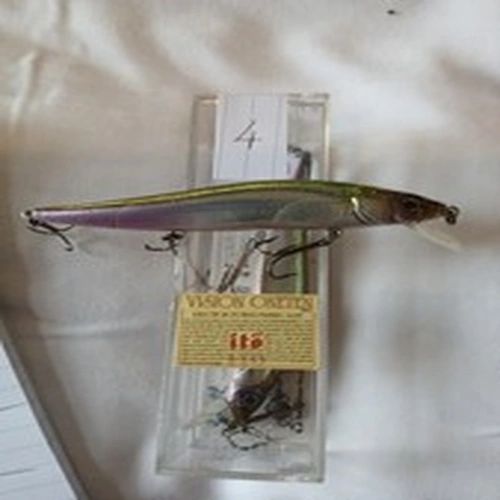 Vision ONETEN 10CM Fishing Lure. Good Condition.