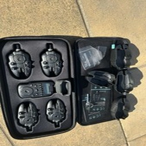 Wolf Qi Bite Alarms X4 + Hubb Reciever Carp Fishing Tackle