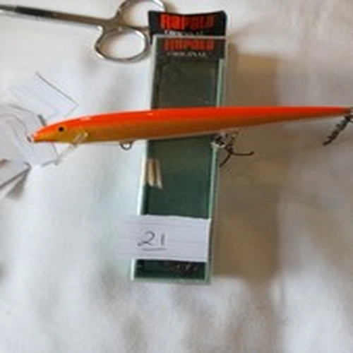 Original Rapala Floating Lure 13cm 7g In Orange " The Carrot". Good Condition.