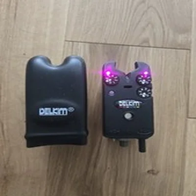 Delkim Txi Plus Purple bite alarm with hard case  carp tackle setup