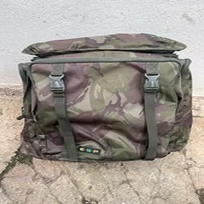 Carp fishing esp 40l rucksack dpm camo 