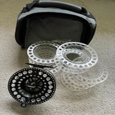 Airflo Switch Pro Fly Reel (Black) + 5 Spare Spools and Carrying Case