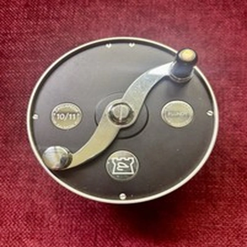 Hardy Cascapedia 10/11 Salmon Fly Reel with Leather and Sheepskin-Lined Pouch