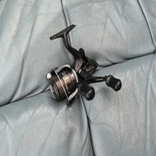 Shimano 'BAITRUNNER DL 2500FB' Fixed Spool Reel - Very good condition