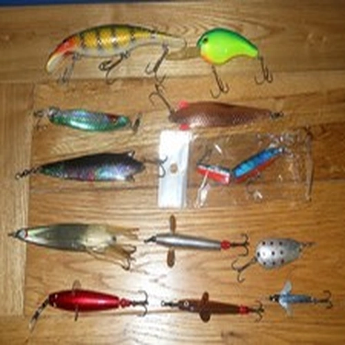 TWELVE Fishing Lures Devon Minnows, Spoons, Toby Style, Bruce & Walker