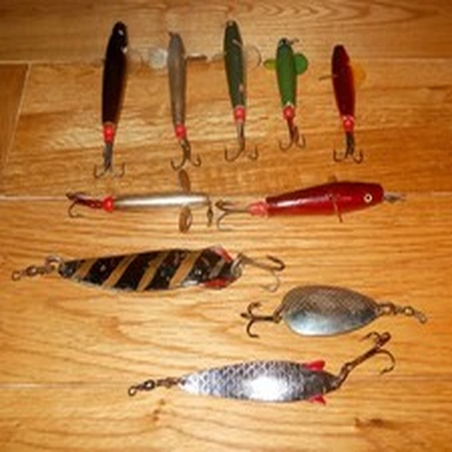 TEN Fishing Lures Devon Minnows, Toby Style, etc.