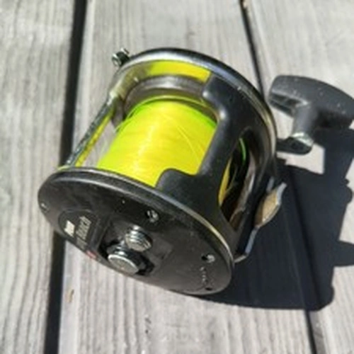 PENN LONG BEACH No 267 Fishing Reel Made In USA Good Condition