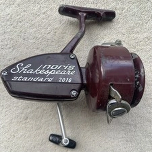 Rare Vintage Noris Shakespeare Standard 2016 Fishing Reel works well see desc