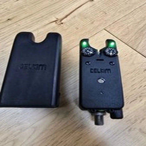 Delkim TXI-D Green led Bite Alarm with case toip condition  carp tackle setup