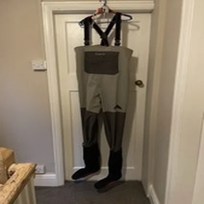 Simms Chest Waders, Neoprene Foot, Size Med-King, Excellent Condition