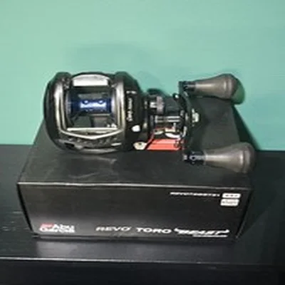 Abu Garcia Revo Toro 2 Beast 51 HS Baitcast Fishing Reel Left Hand (GR 4.9:1)